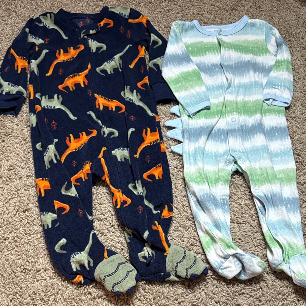 Two Dinosaur Print Kids One Piece Footie Pajamas, size 6/9 months